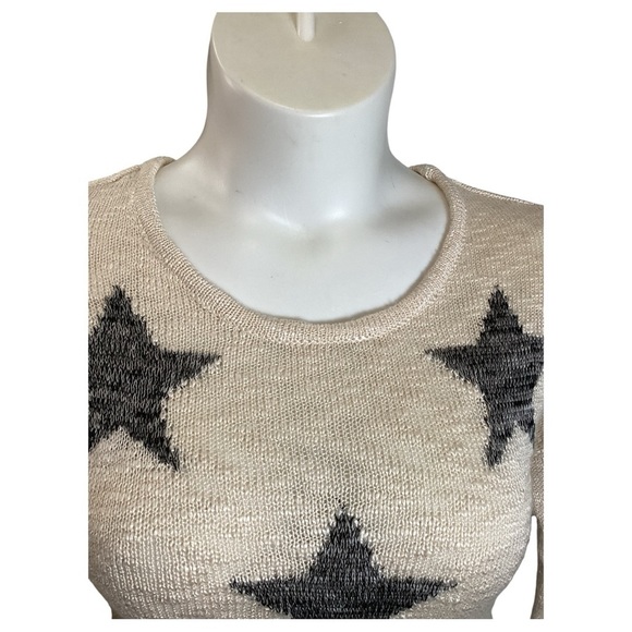 Chic Starry Beige and Gray Women's Sweatshirt, Plus Size 1X - Picture 4 of 8